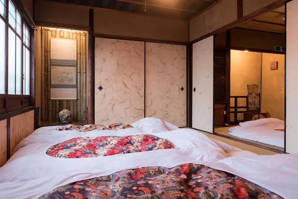 Yumeji Vintage Villa Kyoto 0*,